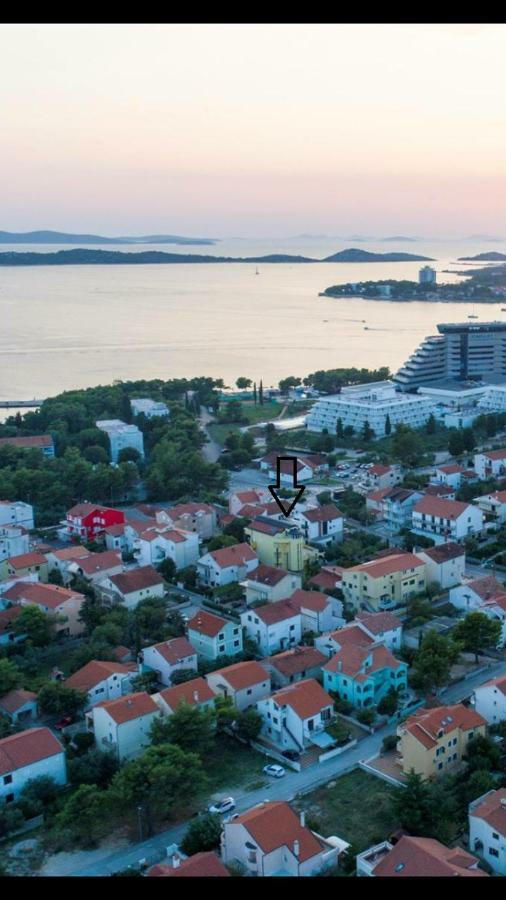 Vila Nara Hotell Vodice Eksteriør bilde